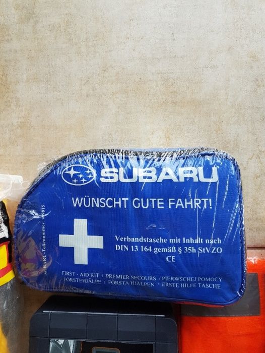 Subaru Legacy Impreza Forester Outback Домкрат аптечка компрессор трос
