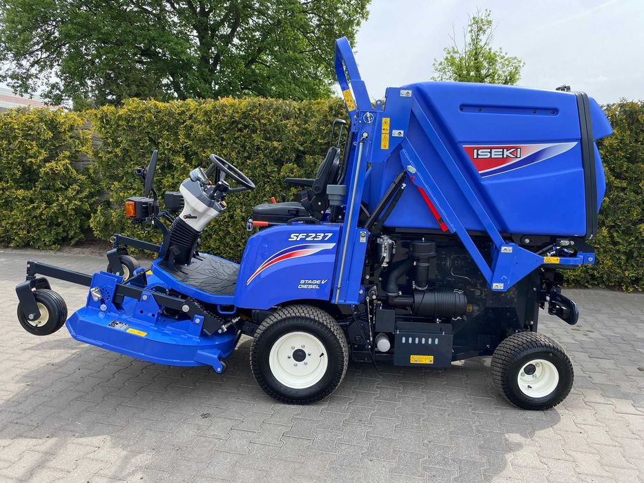 Kosiarka ISEKI SF 237 Idealna do pielęgnacji dużych terenów zielonych