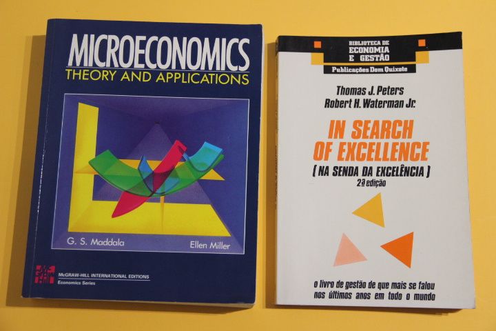 Microeconomics teory and appplications/ Microeconomia...
