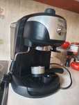 Ekspres ciśnieniowi kolbowy DeLonghi