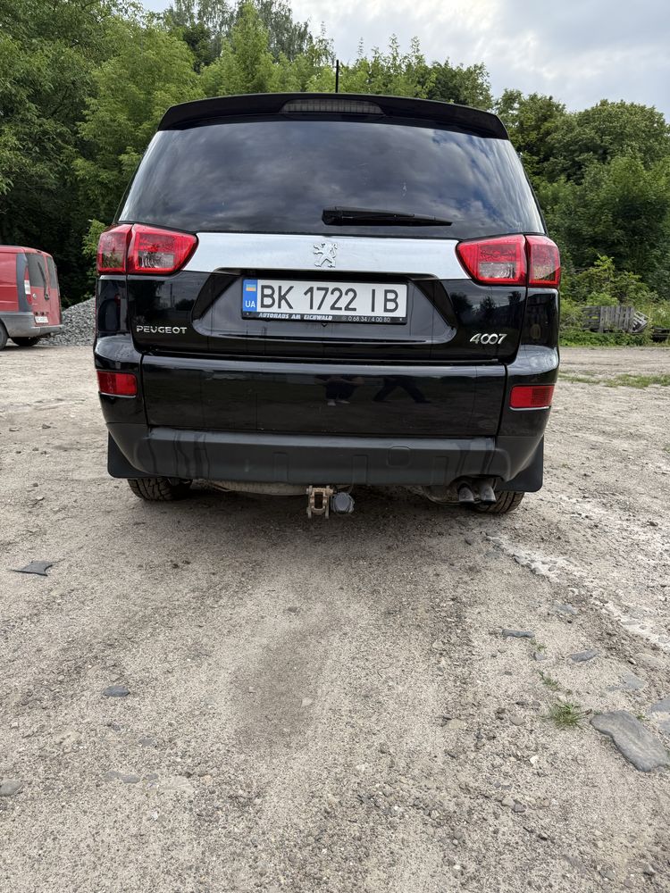 Продам Peugeot 4007