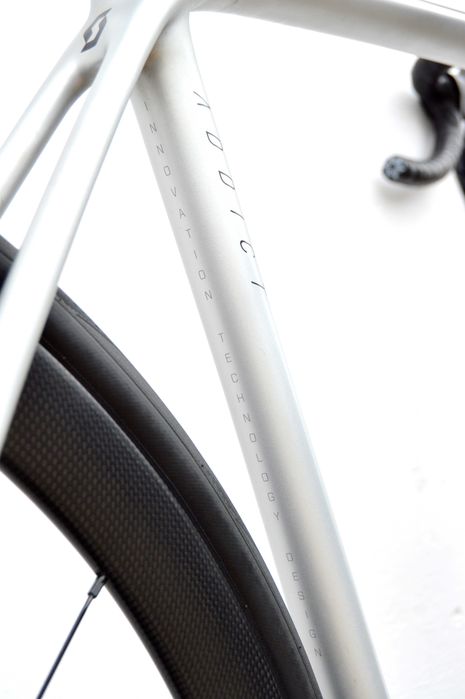 SCOTT ADDICT Disc carbon L stożki 105 szosa Faktura Gwarancja TARCZE