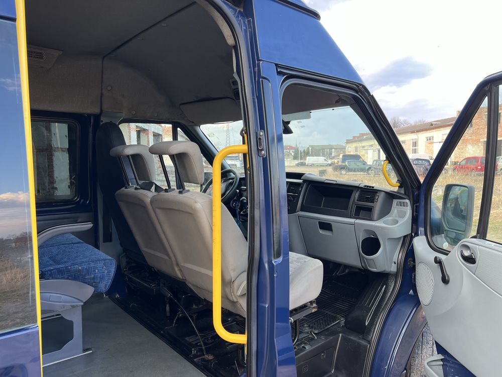 Ford Transit лонг 2007р 2.4 TDCI оригінальний пасажир
