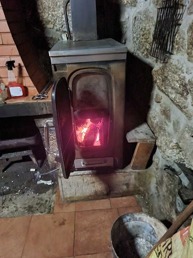 Caldeira a lenha de Aquecimento Central  ...Oportunidade Única...