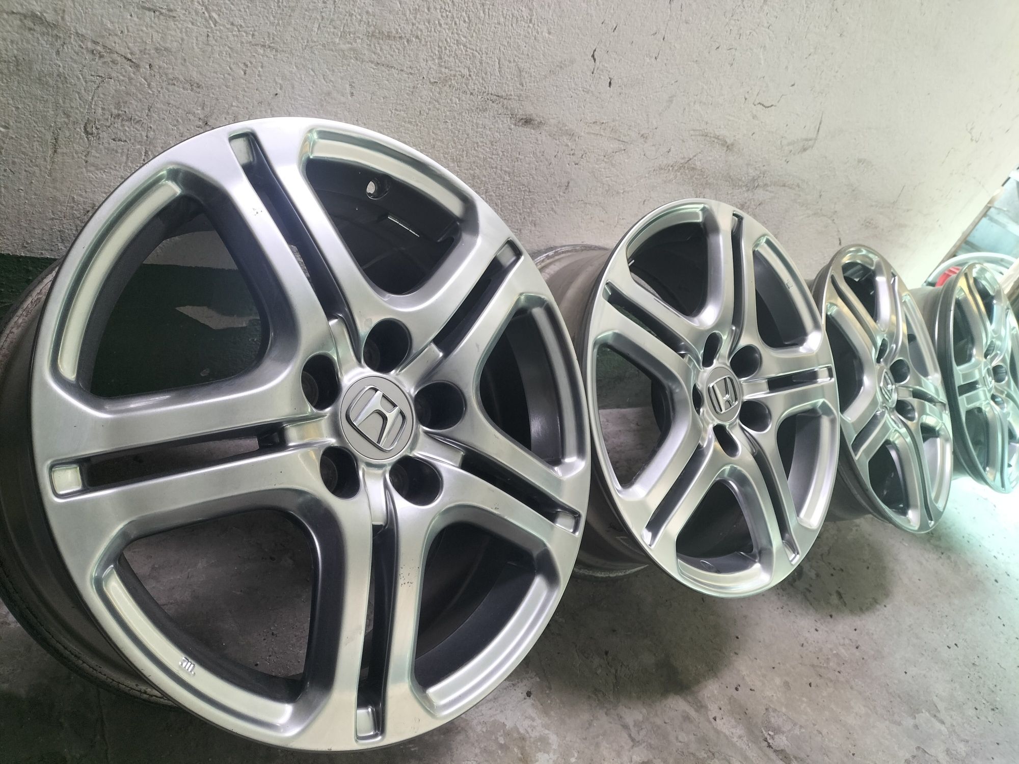 Felgi aluminiowe 18 cali 5x114.3 Honda