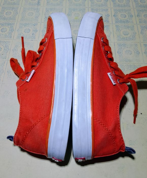 Кеды, мокасины LEVI'S. Оригинал. Женские. Жіночі кеди.