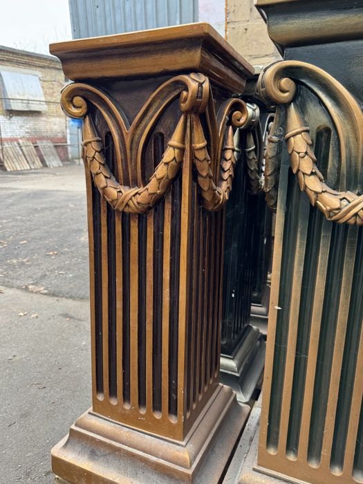 Колона з штучного мармуру