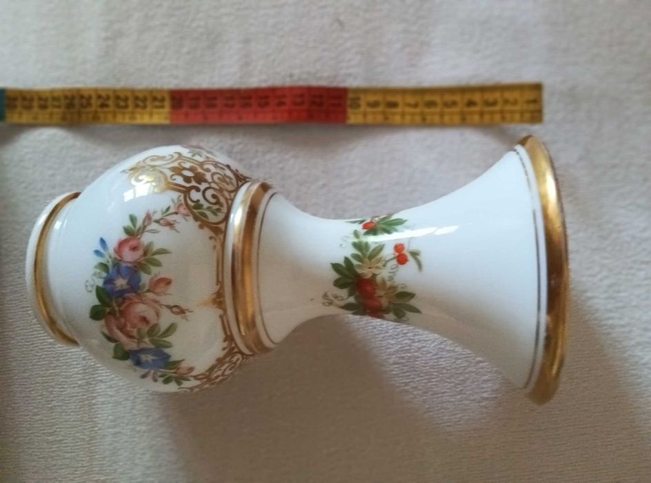 Vaso em opalina antigo