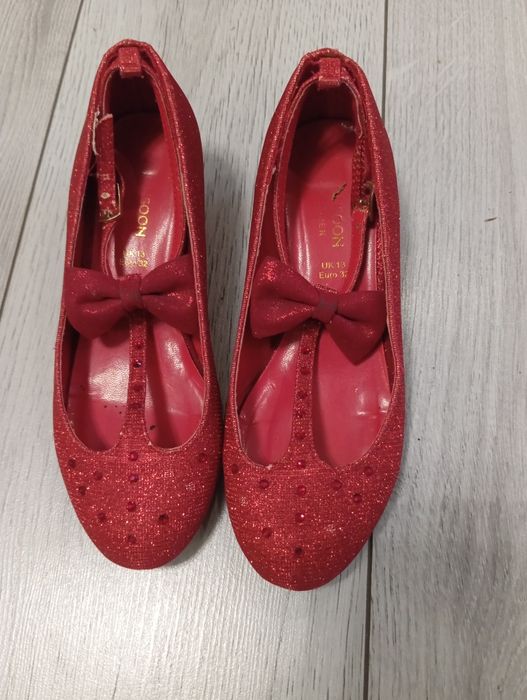 Туфельки для принцеси monsoon