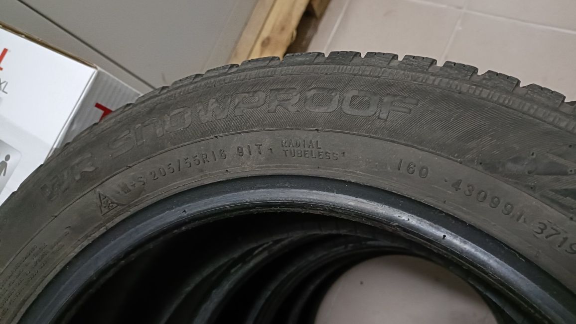 Nokian opony zimowe 205/55/R16