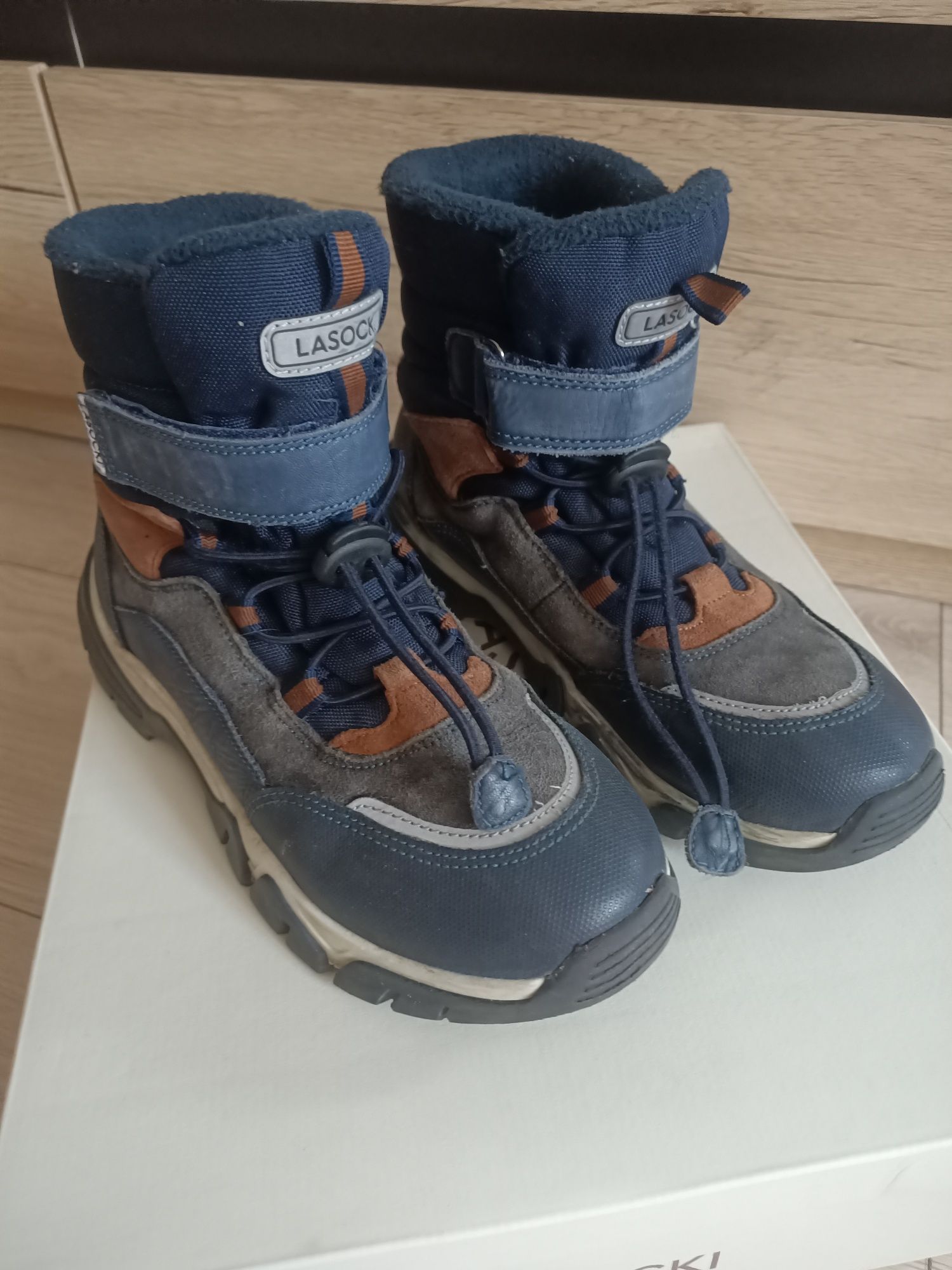 Buty zimowe śniegowce Lasocki CCC rozmiar 34