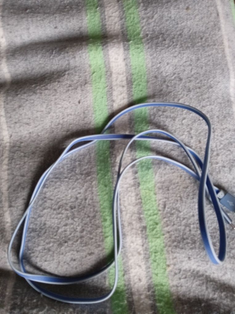 Kabel USB do telefonów