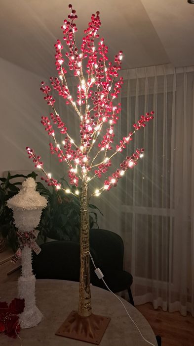 Drzewko czerwone kulki led