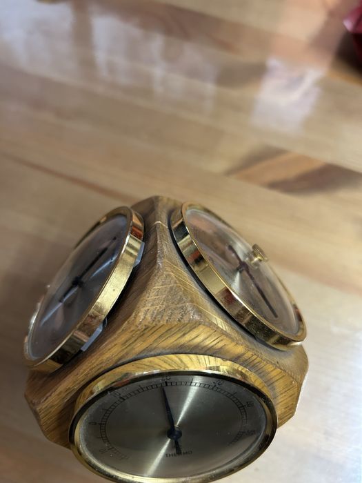 Настільна метеостанція TFA дуб