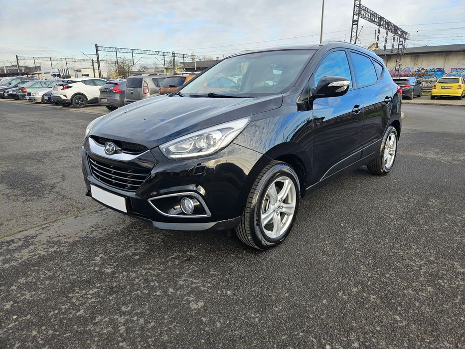 Hyundai ix35 1,6 nawigacja kamera panorama śliczny zarejestrowany