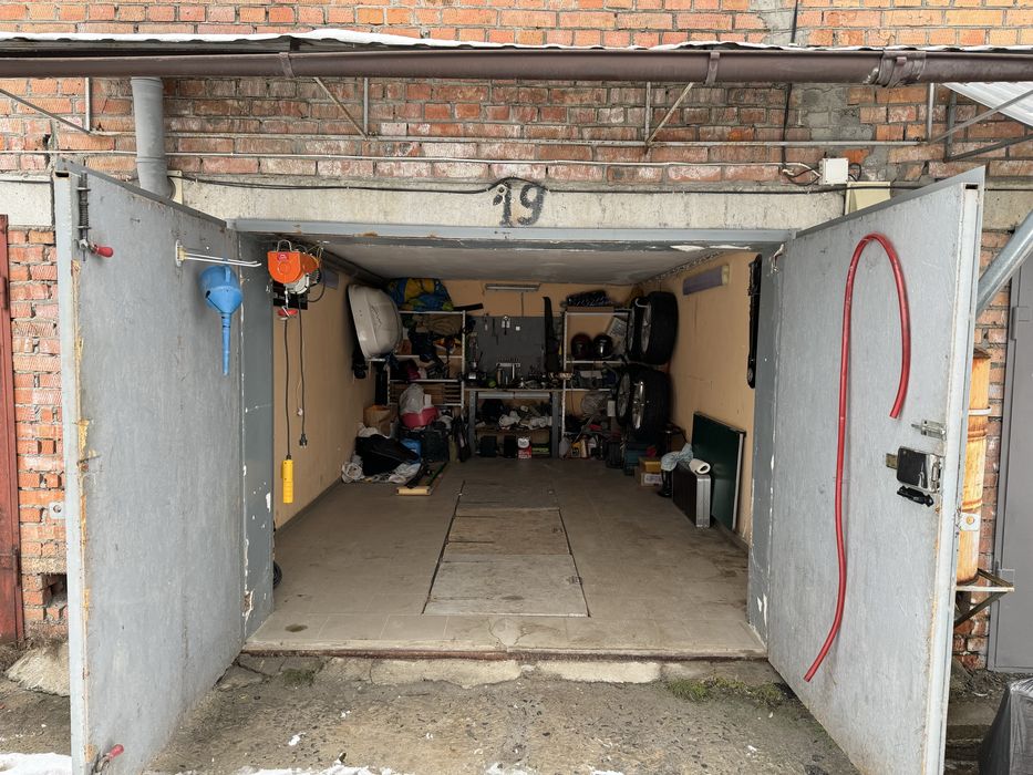 Продам гараж капітальний. Торг!!!