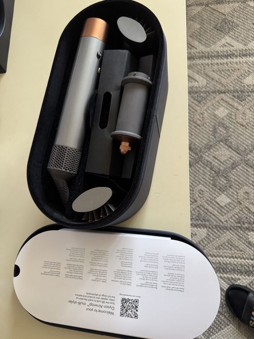 Dyson Airwrap multi-styler