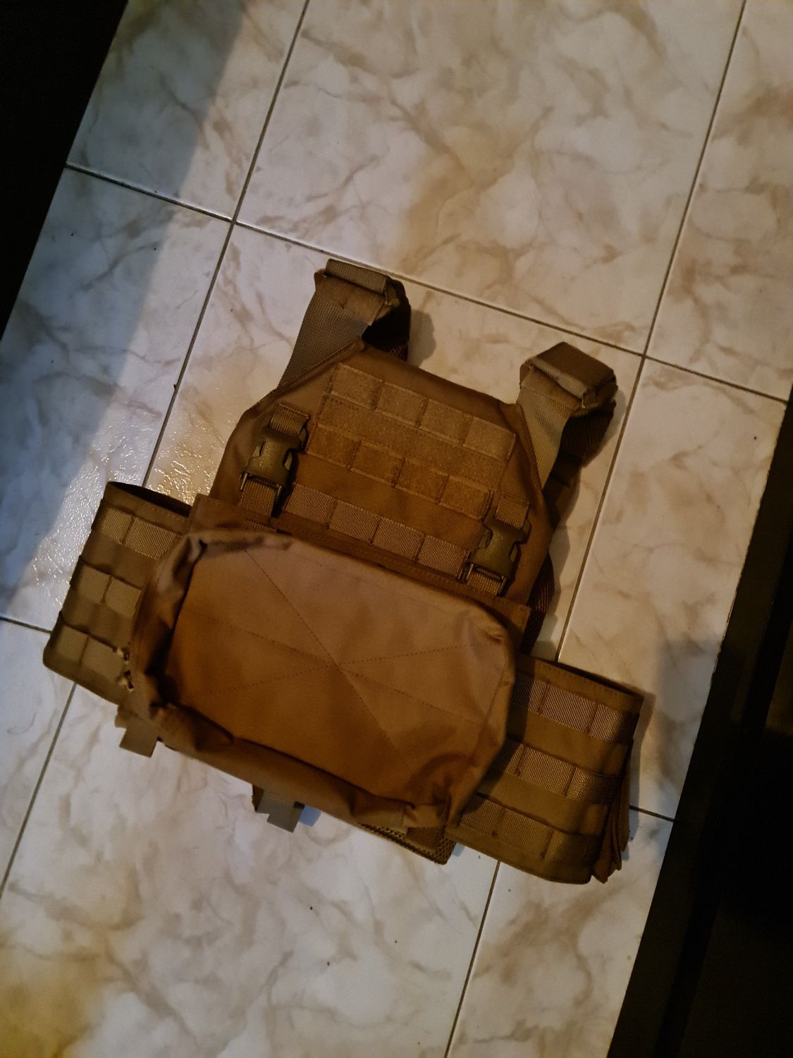 Plate carrier tan airsoft