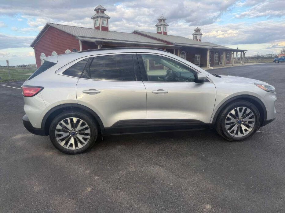 Ford Escape      2020