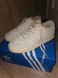 Buty Adidas rozmiar 39