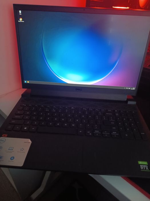 Laptop Dell G15 5511