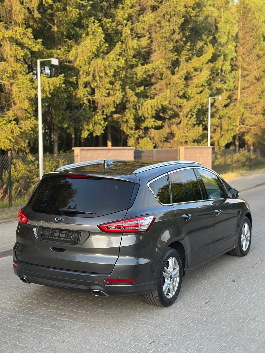 Ford S-Max TITANIUM *Led*Radar*Kamery*Hak