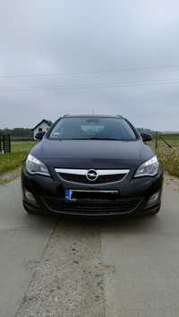 Opel Astra J 2010r. 1.6 Turbo, 180 KM