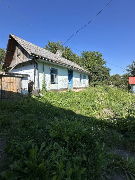 Продаж будинку та присадибної ділянки у с. Миклашів