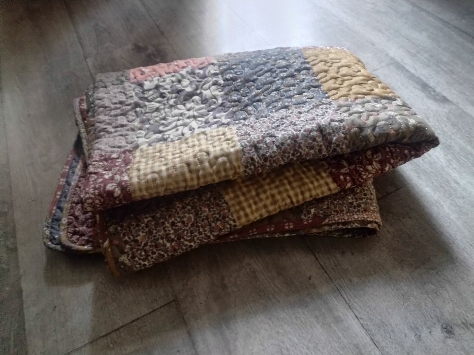 Ozdobna kapa patchwork 195x135 cm