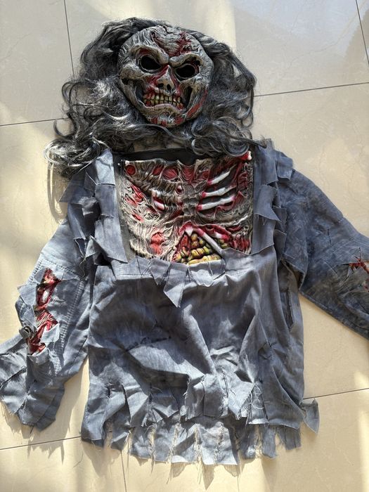 Straszny stroj na halloween upior przebranie z maska 6- 12 lat
