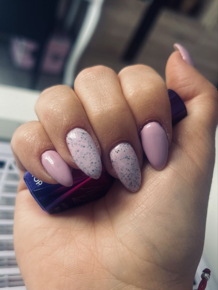 Zapraszam na manicure hybrydowy, żelowy