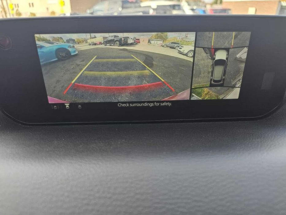 Mazda MX-30 Premium Plus      2022