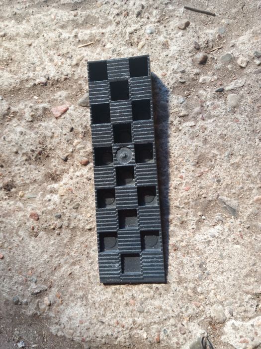 Kliny montażowe duże 22mmx43mmx150mm