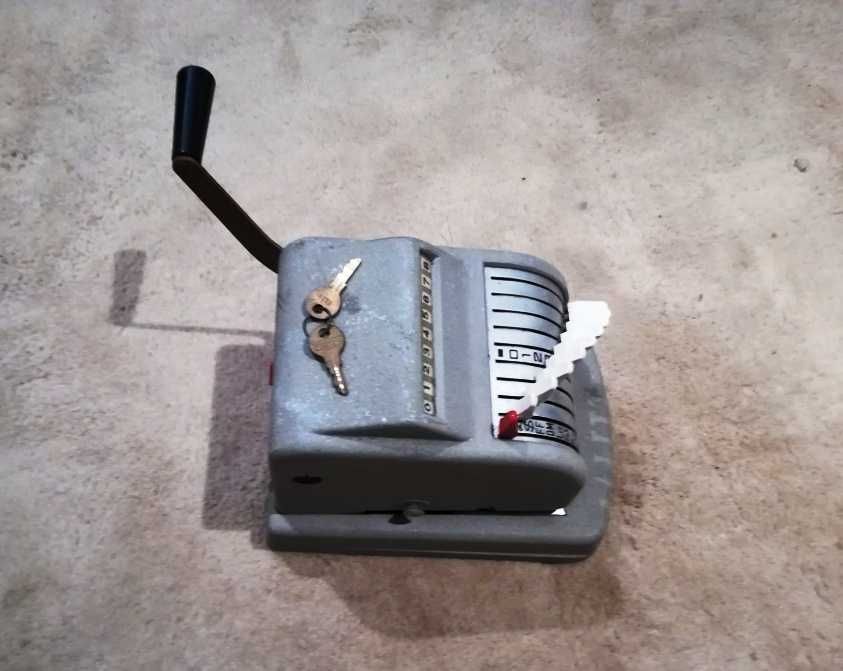 Máquina para Registo de CHEQUES