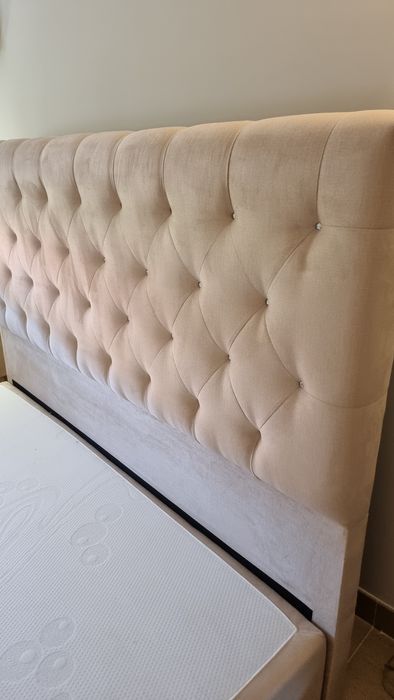 Oportunidade! Novo preço €350 (era €400)Cama king size como nova