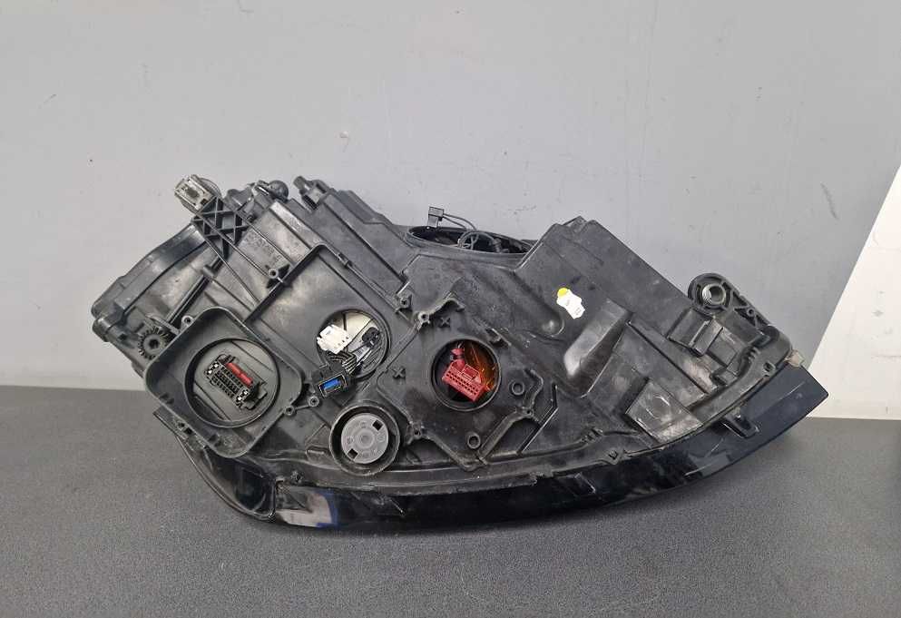 Volkswagen Golf 7 VII 5G1 12r.- Lampa Przód Lewa Xenon