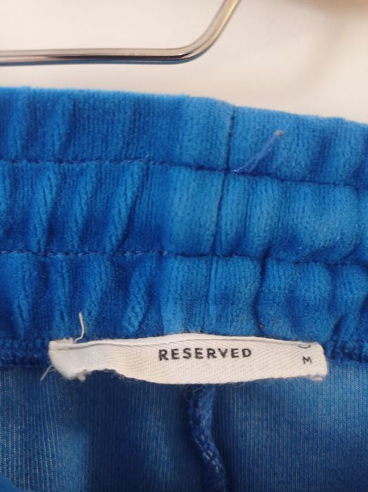 Welurowe spodnie Reserved roz. M
