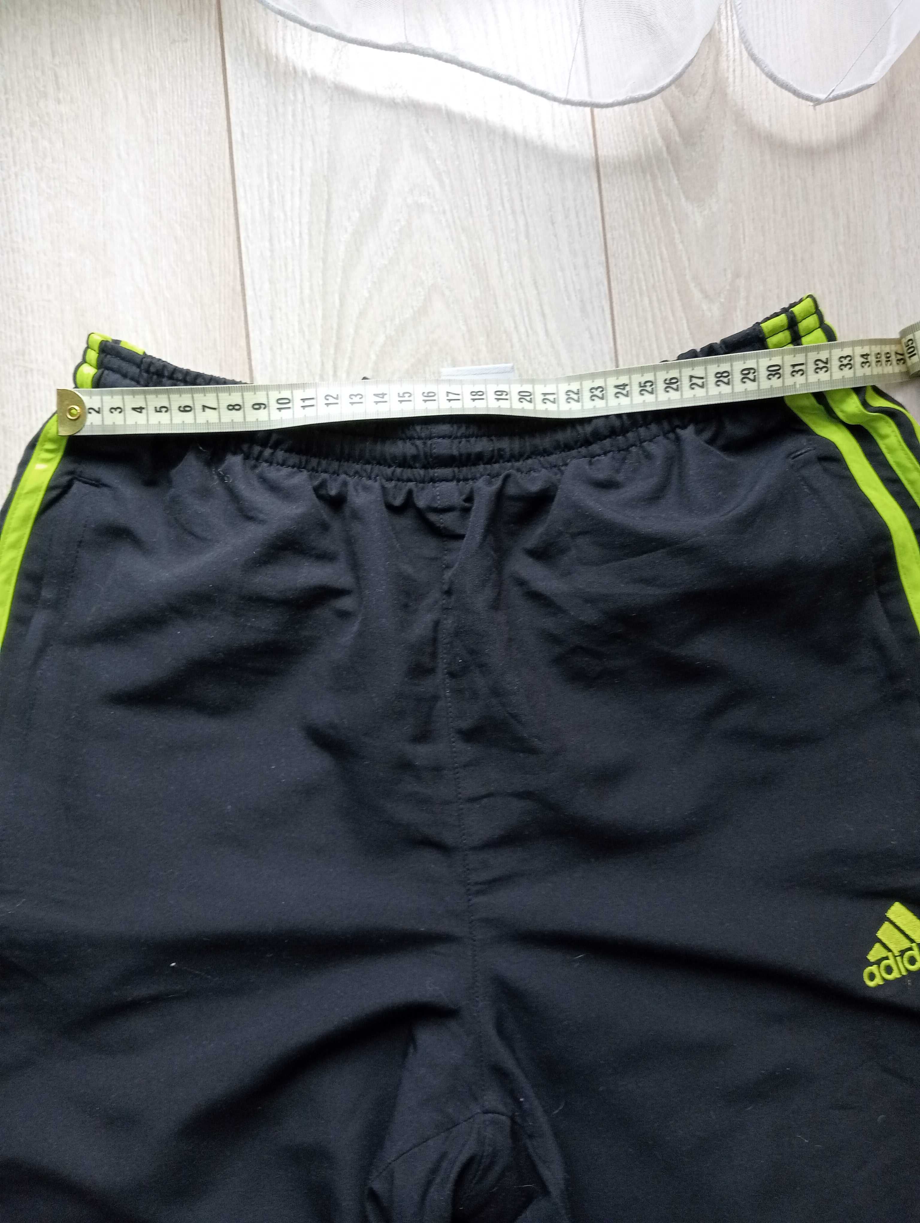 Spodnie damskie/dziewczęce czarne sportowe Adidas S/10/38