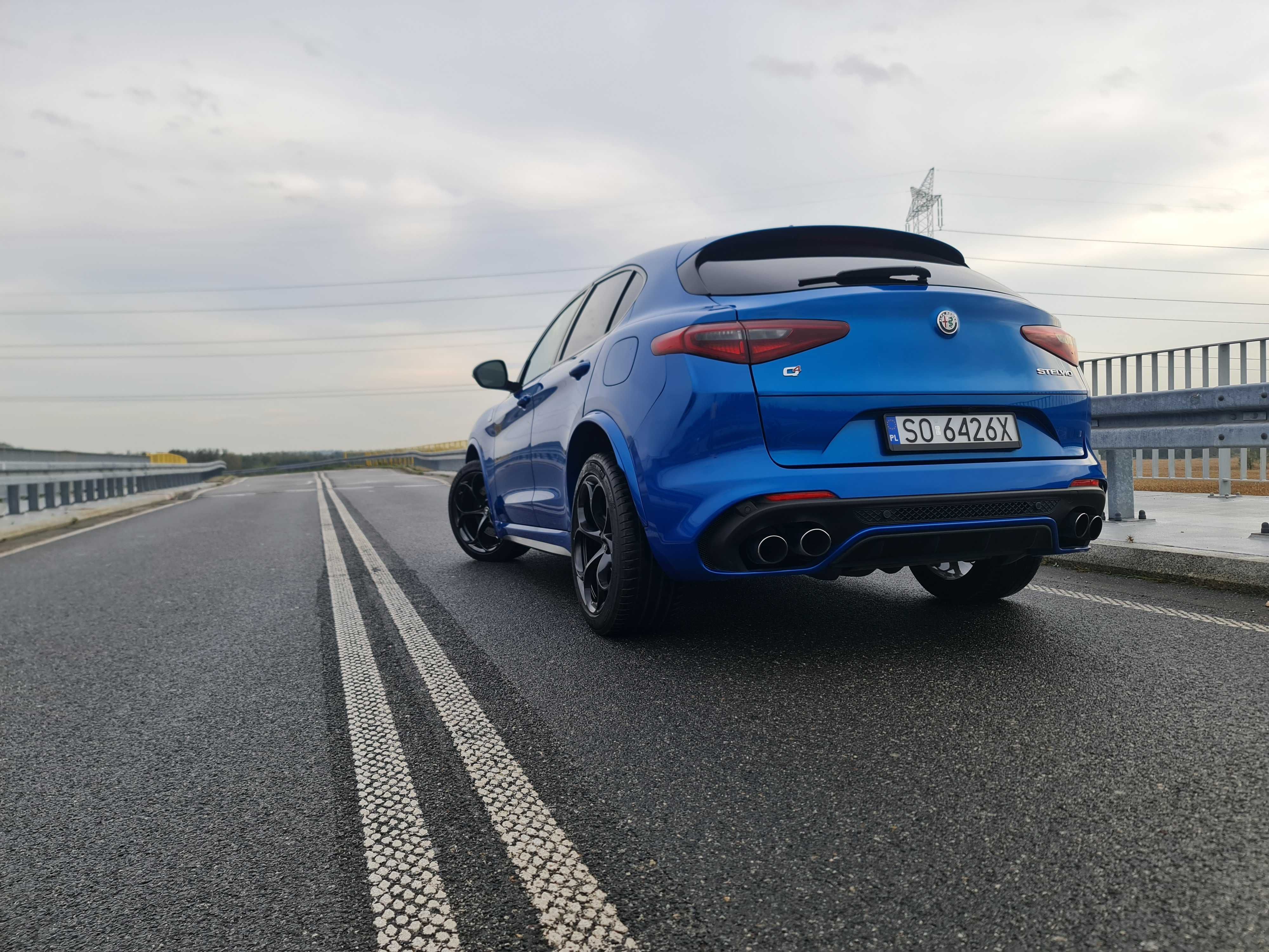 Alfa Romeo Stelvio V6 2.9 Bi-Turbo AT8-Q4 Quadrifoglio