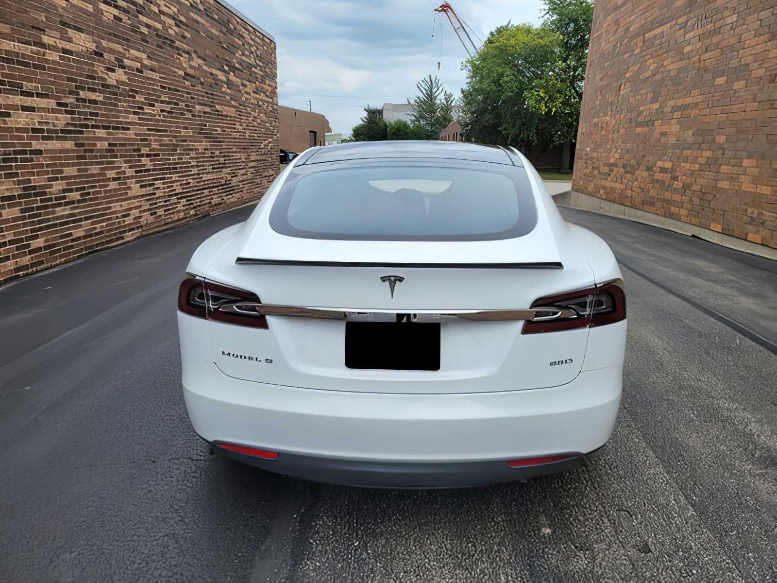 2015 Tesla Model S