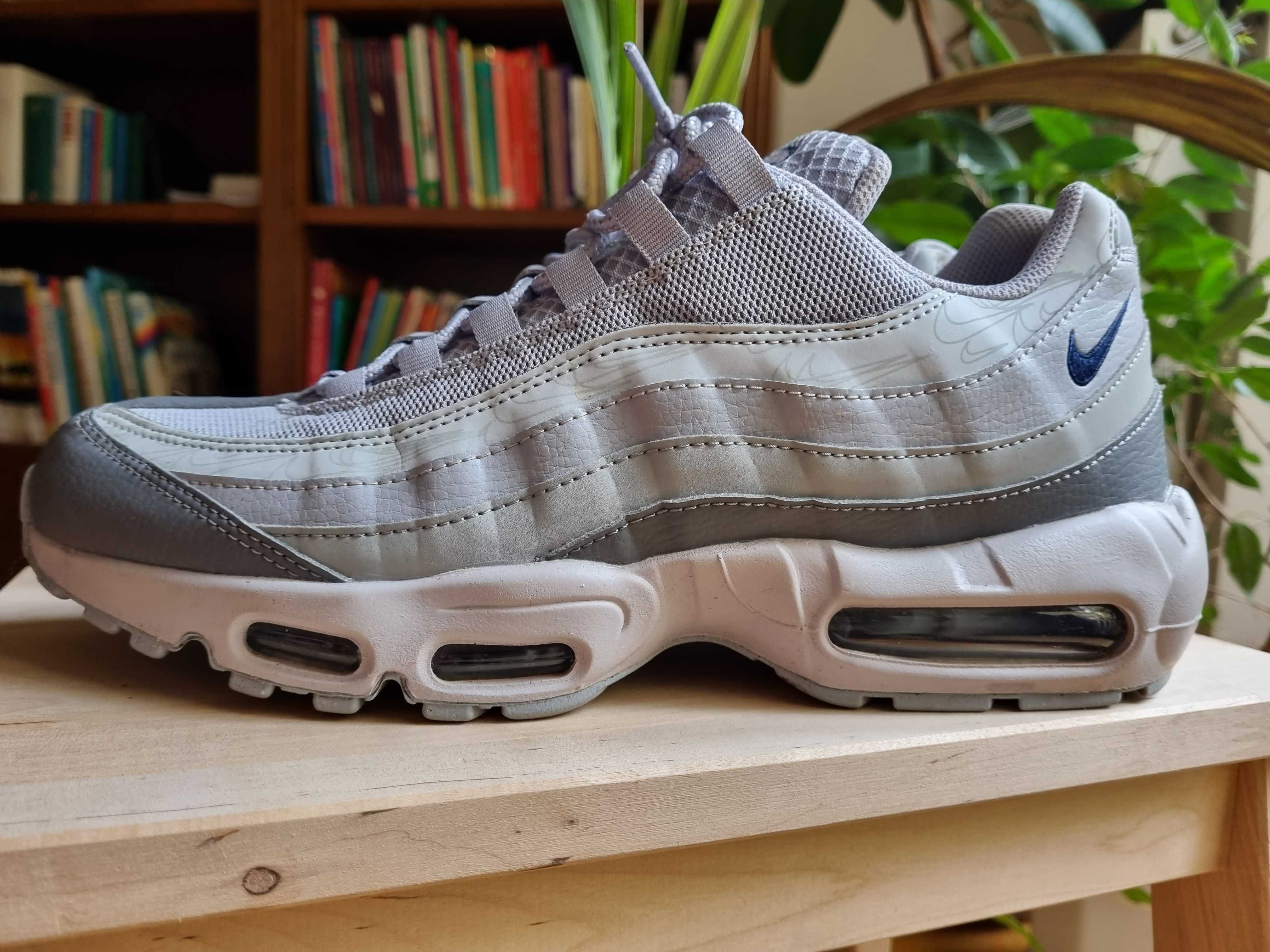 Nike Air Max 95 / wolf grey /midnight navy  (44,5)