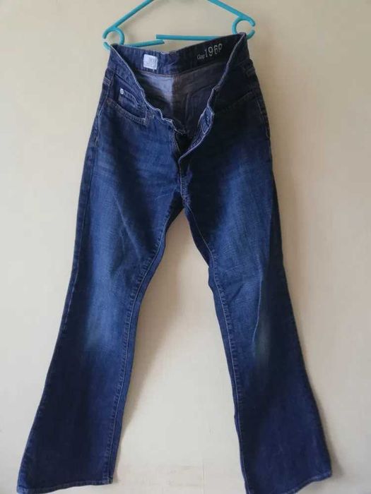 Spodnie jeans , rozm M, GAP, szerokie nogawki , dzwony
