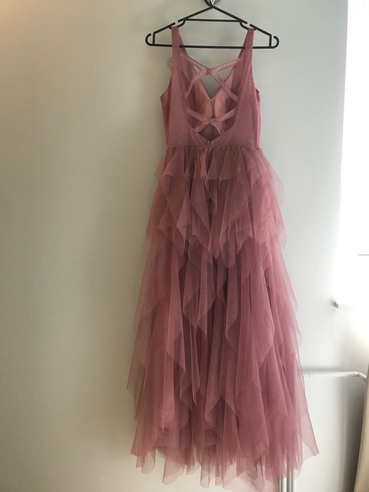 Różowa sukienka rozmiar 36
