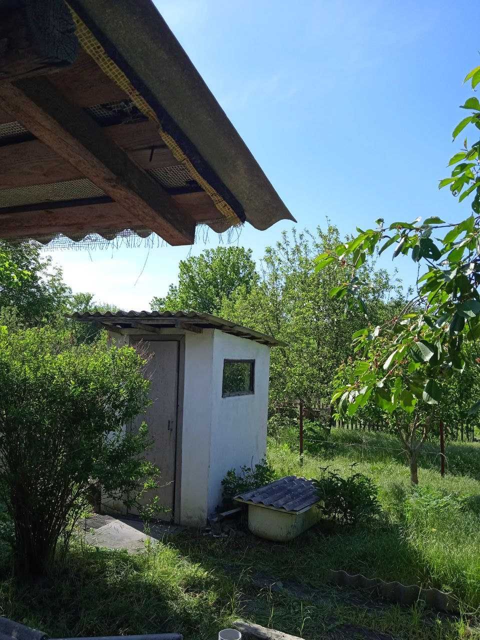 Продам будинок з ремонтом в 130м. від річки та лісу, у Балаклії.