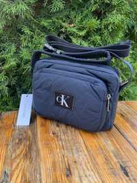 Новая сумка calvin klein (ck Dark Sapphire City Camera Bag) с Америки