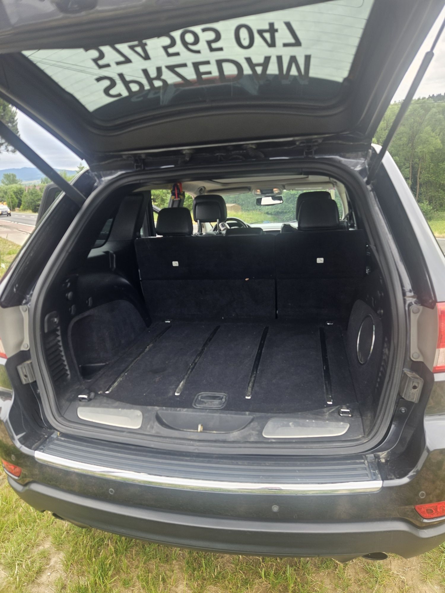 Jeep Grand Cherokiee 3.00