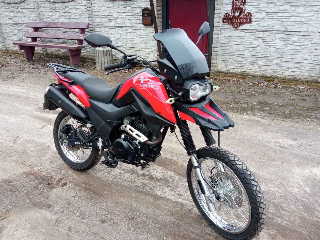 Продам мотоцикл Shineray X-trail 200