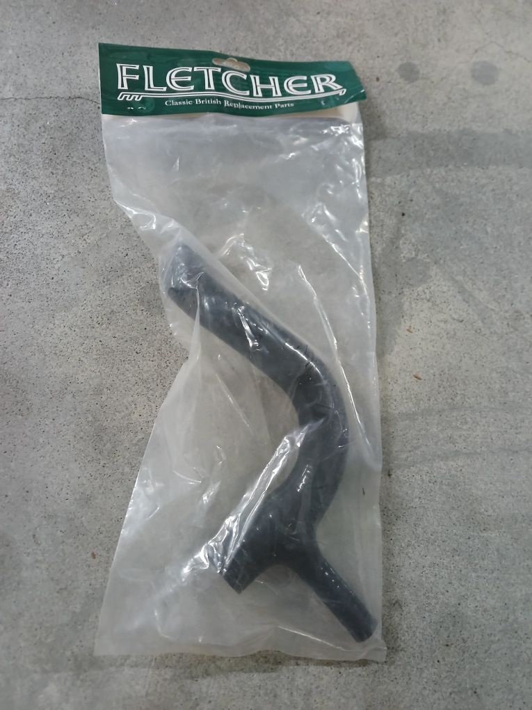 Tubo Inferior do Radiador Fletcher em Silicone (FM-GRH240-BK)