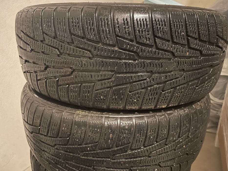 Шини зимові Nokian Notdmand RS2 94 R XL ( 205/55/60/R16