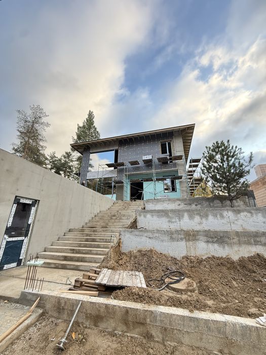 Резиденція LUX у серці Гореничів — гармонія стилю, статусу та спокою